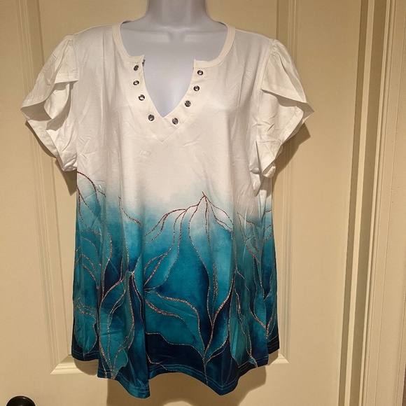 ETCCY NEW Tops - ETCCY NEW Short Sleeve Pullover V-Neck size XL